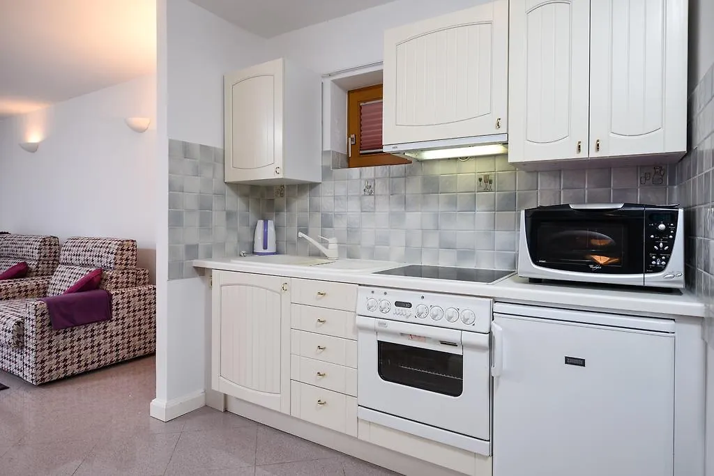 Apartmani Alice Njivice Apartman